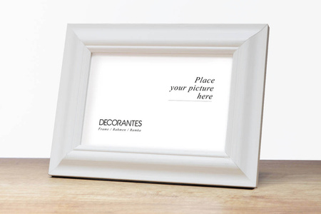 Ramka drewniana na zdjęcia DRL N 1 10x15 cm