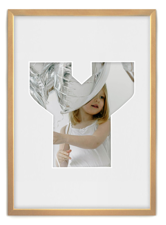 Ramka na zdjęcia LITERKA "Y" 21x30 cm jasne drewno z białym passe partout