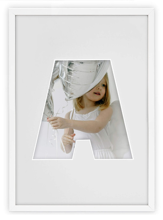 Ramka na zdjęcia LITERKA "A" 21x30 cm biała z białym passe partout