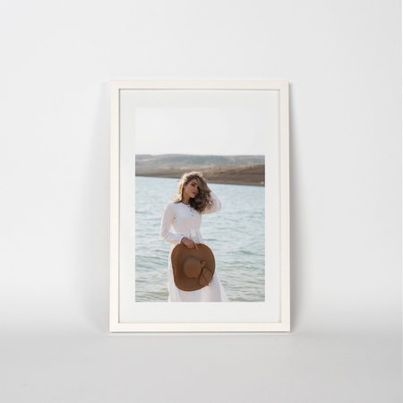 Pakiet 5 szt. białych ramek drewnianych na zdjęcia PINIA 1 21x30 cm