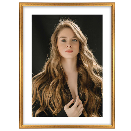 Złota ramka drewniana na zdjęcia DRWA FZ 40x50 cm