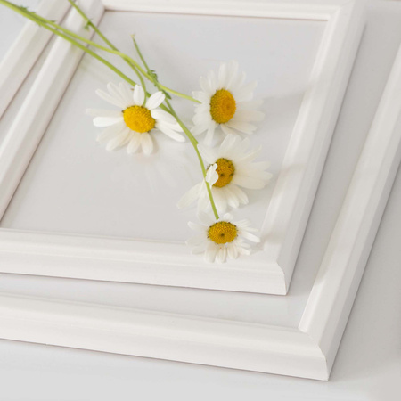 Biała ramka drewniana na zdjęcia DRWA 1 13x18 cm