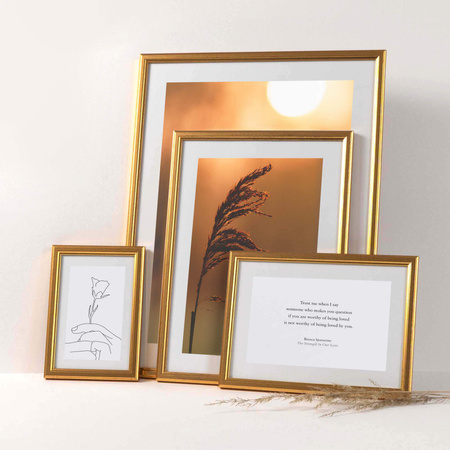 Pakiet 5 szt. złotych ramek drewnianych na zdjęcia DRWA FZ 30x40 cm