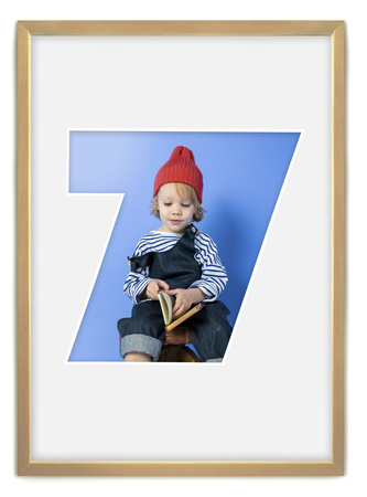 Ramka na zdjęcia CYFERKA "7" 21x30 cm naturalne drewno z białym passe partout