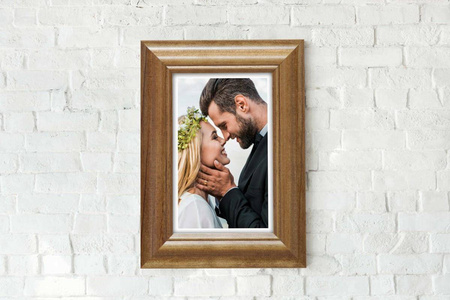 Ramka drewniana na zdjęcia DRL N 33 24x30 cm