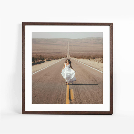 Ramka na zdjęcia 50x50 cm w brązowym kolorze FDM 6