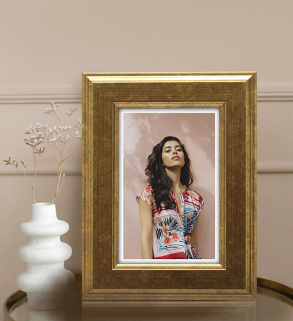 Ramka drewniana na zdjęcia DRZ A Z 10x15 cm