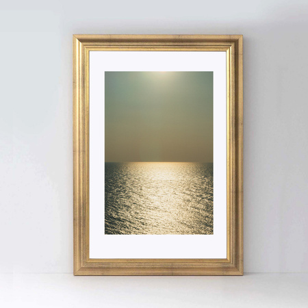 Ramka drewniana złota na zdjęcia DRL N Z 30x45 cm