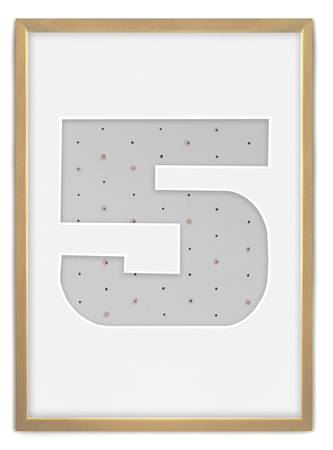 Ramka na zdjęcia CYFERKA "5" 21x30 cm naturalne drewno z białym passe partout