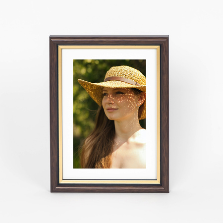 Brązowa ramka drewniana ze złotym paskiem DRI CL 4 13x18 cm