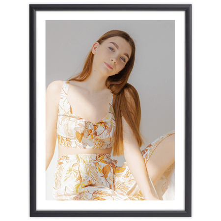 Czarna ramka drewniana na zdjęcia EKO 2 40x50 cm