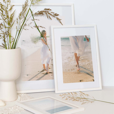 Pakiet 5 szt. białych ramek drewnianych na zdjęcia DRWA 1 30x40 cm