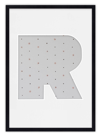 Ramka na zdjęcia LITERKA "R" 21x30 cm czarna z białym passe partout