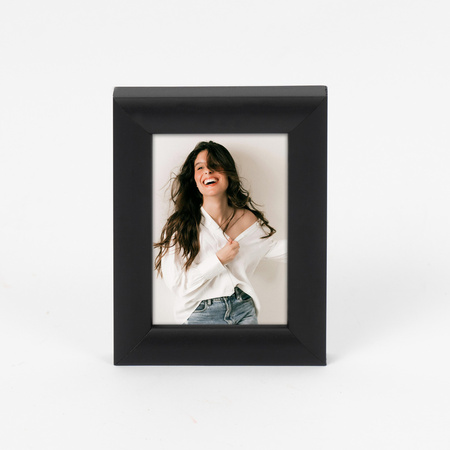 Czarna ramka drewniana na zdjęcia EKO 2 5x7 cm