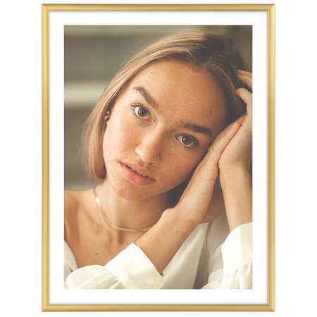Złota ramka aluminiowa na zdjęcia Royall 30x40 cm
