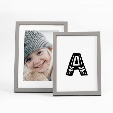 Szara ramka drewniana na zdjęcia PINIA 05 13x18 cm