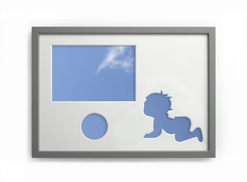 Ramka na zdjęcia do pokoju dziecięcego 21x30 cm szara z białym passe partout