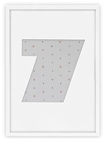 Ramka na zdjęcia CYFERKA "7" 21x30 cm biała z białym passe partout