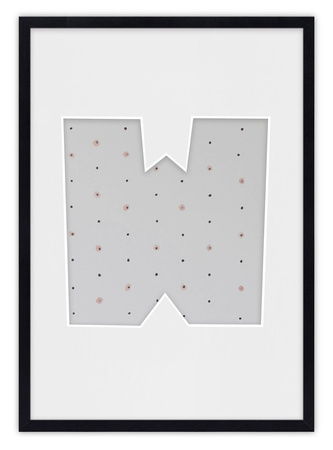Ramka na zdjęcia LITERKA "W" 21x30 cm czarna z białym passe partout