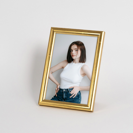 Złota ramka drewniana na zdjęcia EKO Z4 10x15 cm