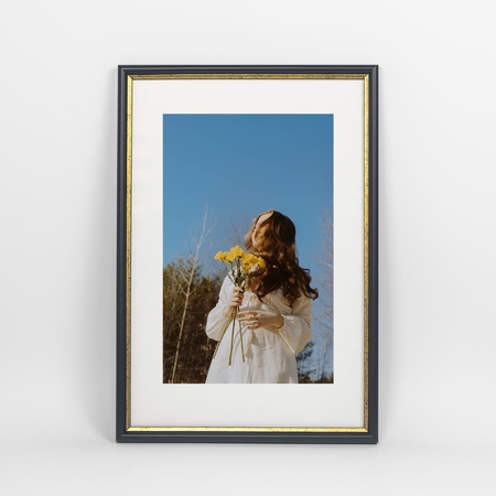 Czarna ramka drewniana ze złotym paskiem DRI CL 2 30x45 cm