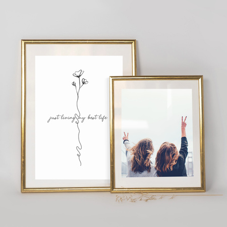 Złota ramka drewniana na zdjęcia EKO Z4 24x30 cm