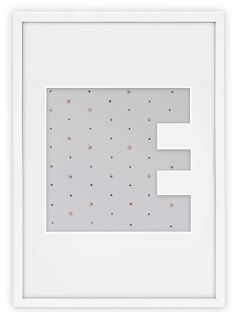 Ramka na zdjęcia LITERKA "E" 21x30 cm biała z białym passe partout