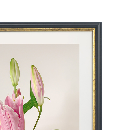 Czarna ramka drewniana ze złotym paskiem DRI CL 2 18x24 cm