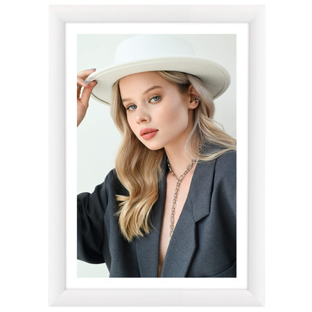 Biała ramka drewniana na zdjęcia EKO 1 15x21 cm