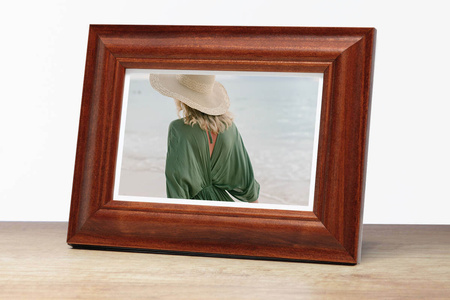 Ramka drewniana na zdjęcia DRL N 3 24x30 cm