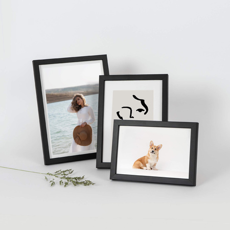 Czarna ramka drewniana PINIA 2 10x15 cm