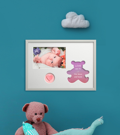 Ramka na zdjęcia do pokoju dziecięcego 21x30 cm biała z białym passe partout