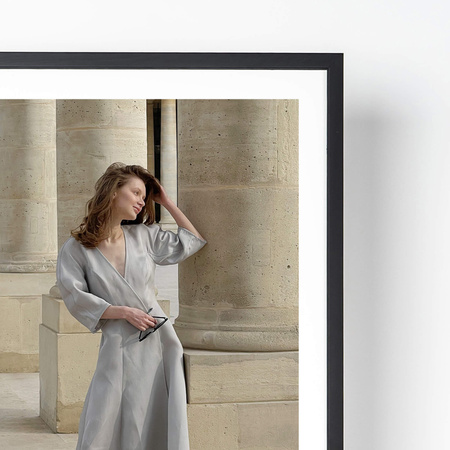 Czarna ramka drewniana PINIA 2 30x40 cm