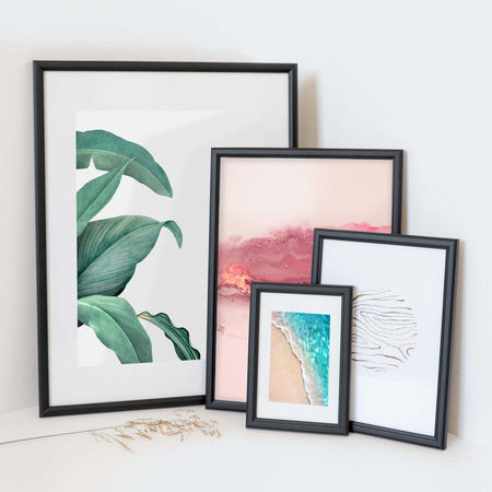 Czarna ramka drewniana DRWA 2 18x24 cm