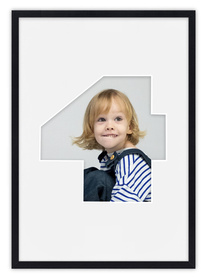 Ramka na zdjęcia CYFERKA "4" 21x30 cm czarna z białym passe partout