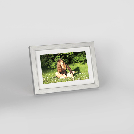 Srebrna ramka drewniana na zdjęcia PINIA S 10x15 cm