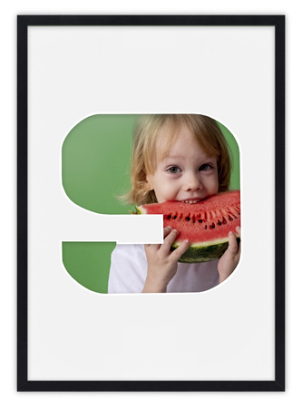 Ramka na zdjęcia CYFERKA "9" 21x30 cm czarna z białym passe partout