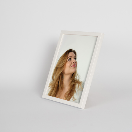 Biała ramka drewniana PINIA 1 15x21 cm