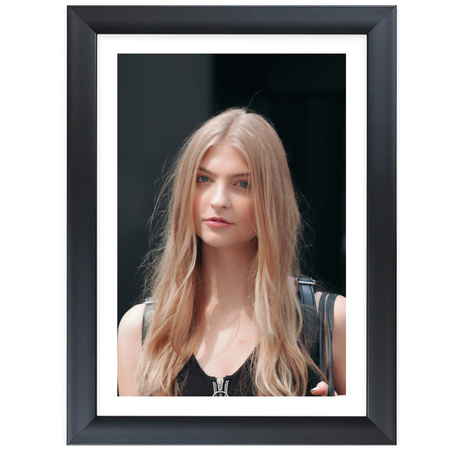 Czarna ramka z tworzywa FOR A4