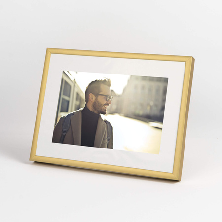 Złota ramka aluminiowa na zdjęcia Royall 18x24 cm