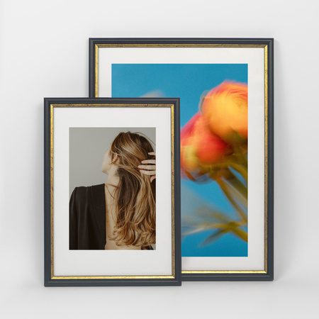 Czarna ramka drewniana ze złotym paskiem DRI CL 2 21x30 cm