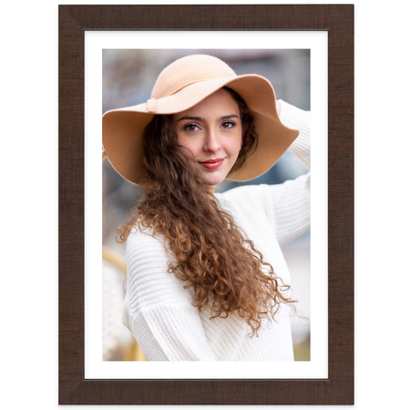 Brązowa ramka z tworzywa FOR A4