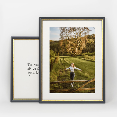 Czarna ramka drewniana ze złotym paskiem DRI CL 2 30x40 cm