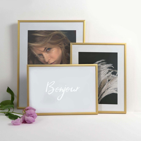 Złota ramka aluminiowa QAL 50x70 cm