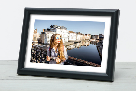 Ramka drewniana na zdjęcia DRWC F 2 21x30 cm