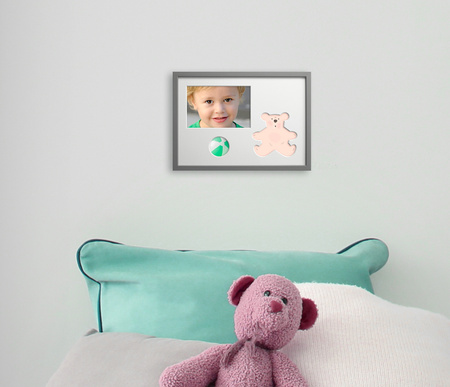 Ramka na zdjęcia do pokoju dziecięcego 21x30 cm szara z białym passe partout
