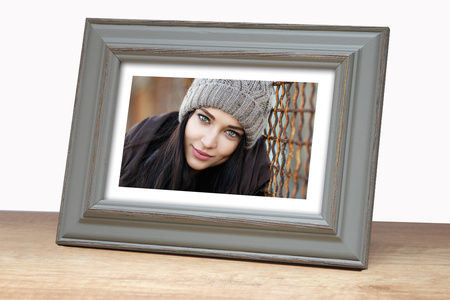 Ramka drewniana na zdjęcia DRL X 05 24x30 cm