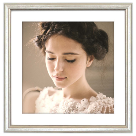 Srebrna ramka drewniana na zdjęcia DRWA FS 10x10 cm