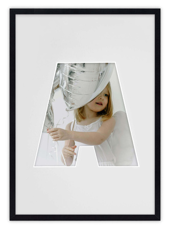 Ramka na zdjęcia LITERKA "A" 21x30 cm czarna z białym passe partout