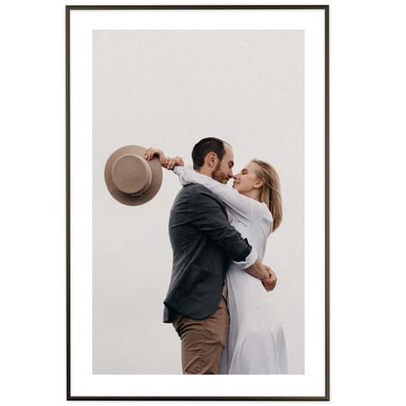Czarna ramka aluminiowa QAL 62x93 cm